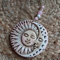 Keramický prívesok Slnko a Mesiac Ružová