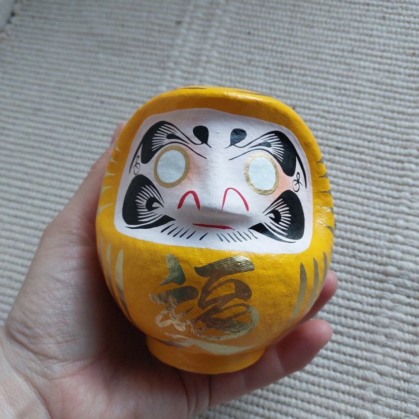 Rituální figurka Daruma Prosperita 12 cm