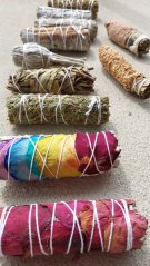 Vykurovací zväzok s Bielou šalviou a ružou