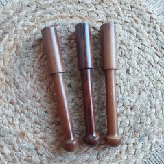 Malá palička na tibetskou misku drevena