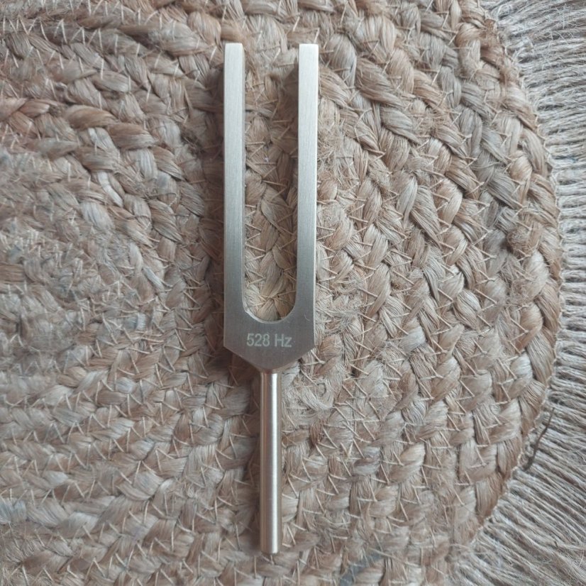 Terapeutická ladička 528 Hz DNA oprava mosaz