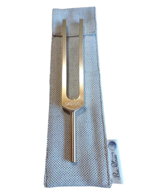 Terapeutická ladička 2. čakra Sakrální 210,42 Hz mosaz