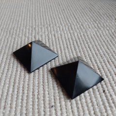 Pyramida Obsidián 4 cm