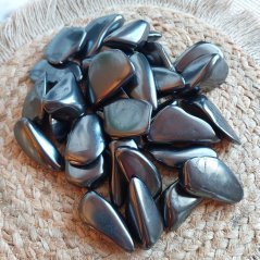 Šungit oblázek leštěný 2x3cm