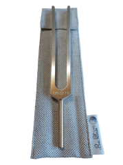 Terapeutická ladička 3. čakra Solárna 126,22 Hz mosadz