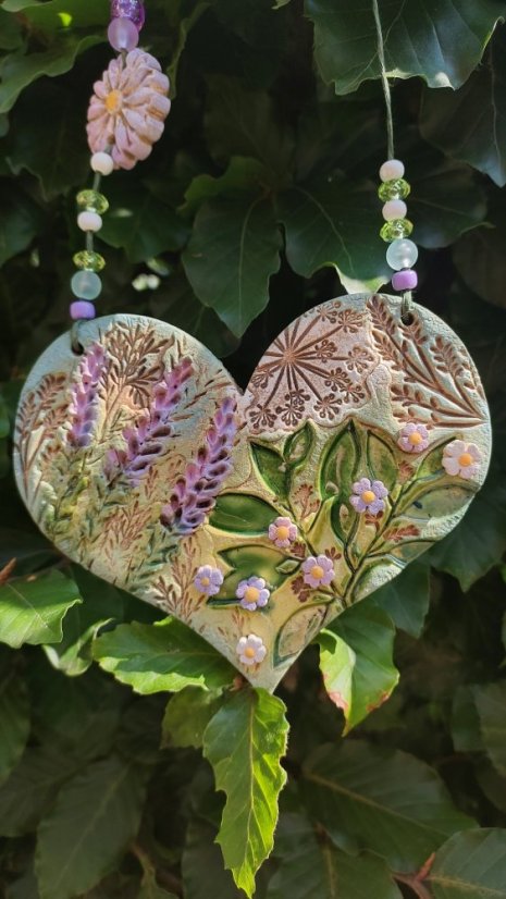 Keramický záves Srdce Lúka