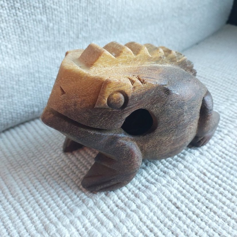 Hrací zvířátko Žába střední 14 cm