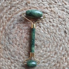 Masážní váleček nefrit