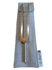 Terapeutická ladička 5. čakra Krční 141,27 Hz mosaz