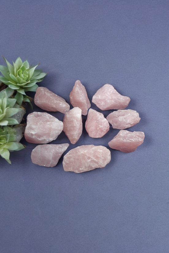 Surový ruženín 5,5 - 7 cm