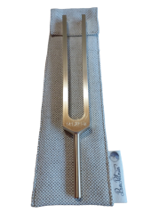 Terapeutická ladička 5. čakra Krční 141,27 Hz mosaz