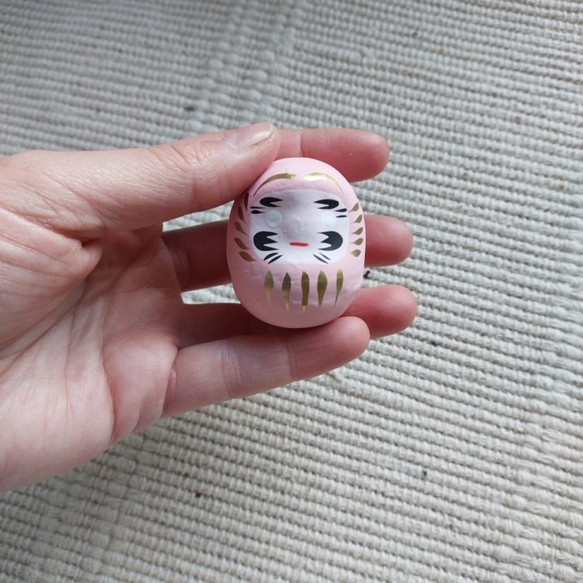 Rituální figurka Daruma Náklonost 4,8 cm