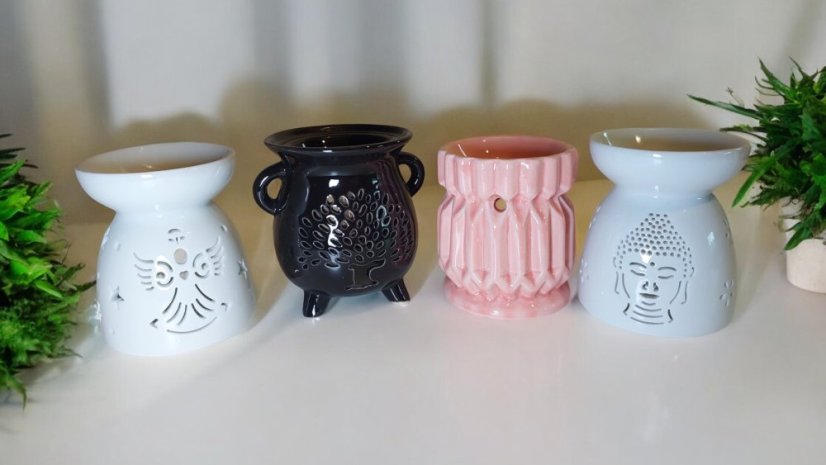 Aromalampa Buddha bílá