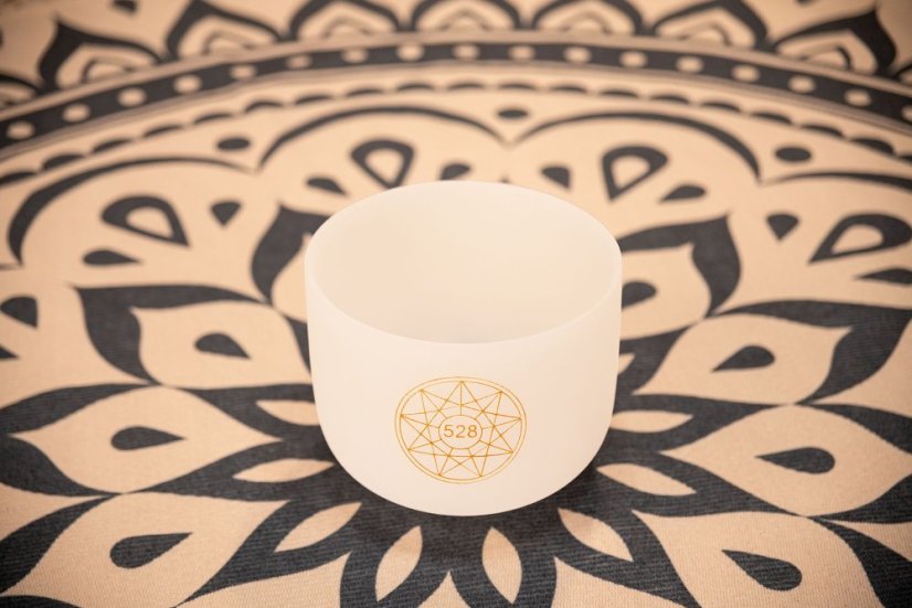 Křišťálová mísa 528 Hz Solfeggio 20 cm