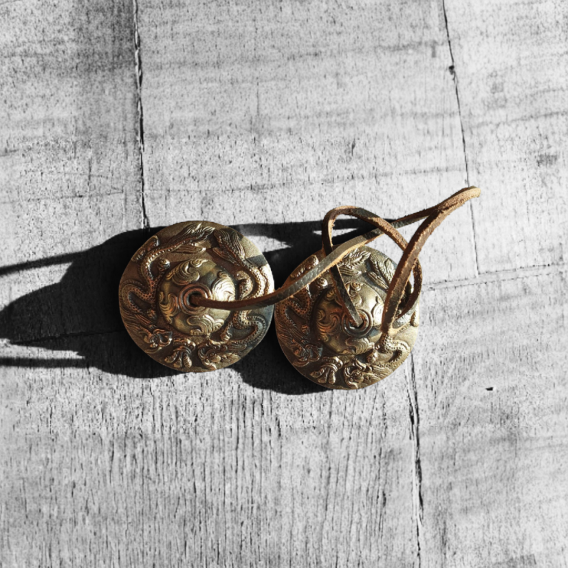 Tibetské činelky stredné bronzové Dračí
