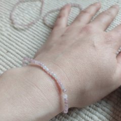Náramok z ruženínu s fasetami, 3 mm