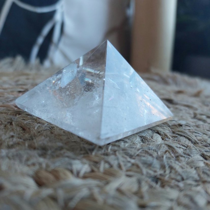 Pyramida Křišťál 4 cm