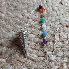 Strieborné kyvadlo Isis 7 čakier