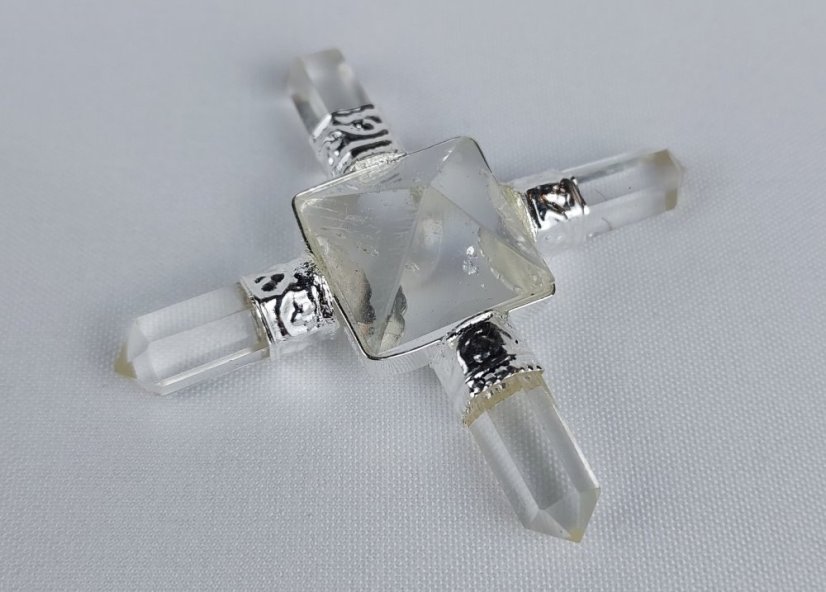 Generátor energie s pyramídou s krištáľem mini